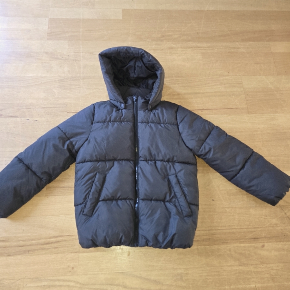 H&M waterproof puffer jacket kids 8/10